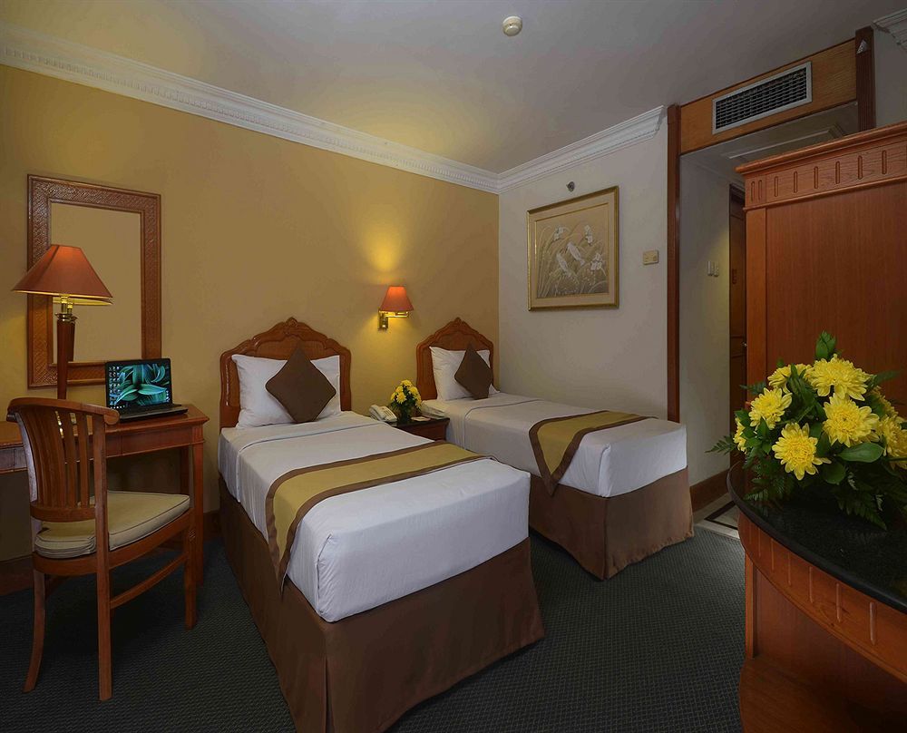 Jayakarta Hotel Jakarta Exterior photo