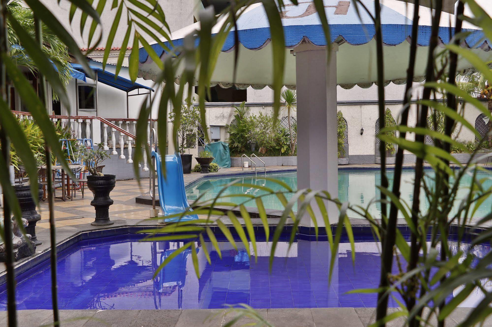 Jayakarta Hotel Jakarta Exterior photo